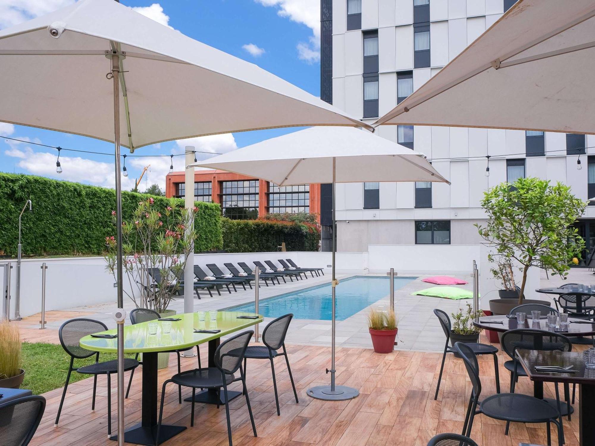 Hotel Ibis Styles Toulouse Labège Esterno foto